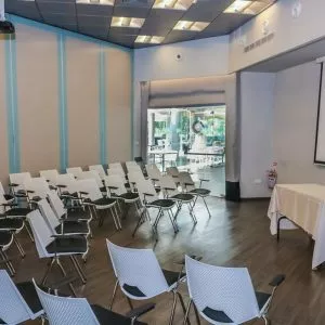 חדר אשל-ישיבה בשורות